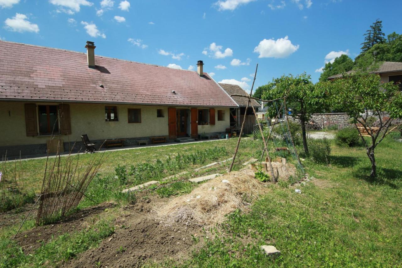 Chambres Et Table D'Hote Le Petit Radis Lus-la-Croix-Haute Zewnętrze zdjęcie